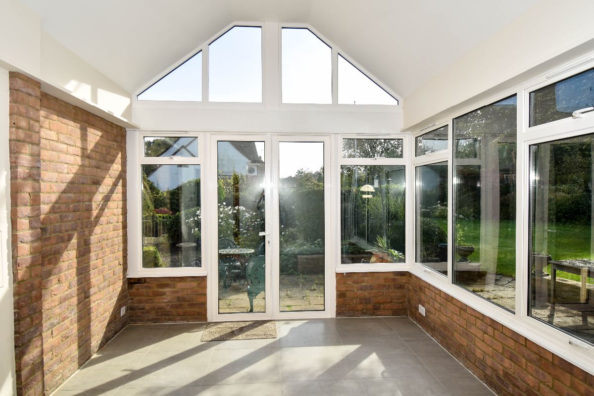 3 bed character property to rent in Cross Stone, Homington Road, Coombe Bissett, Salisbury  - Property Image 3