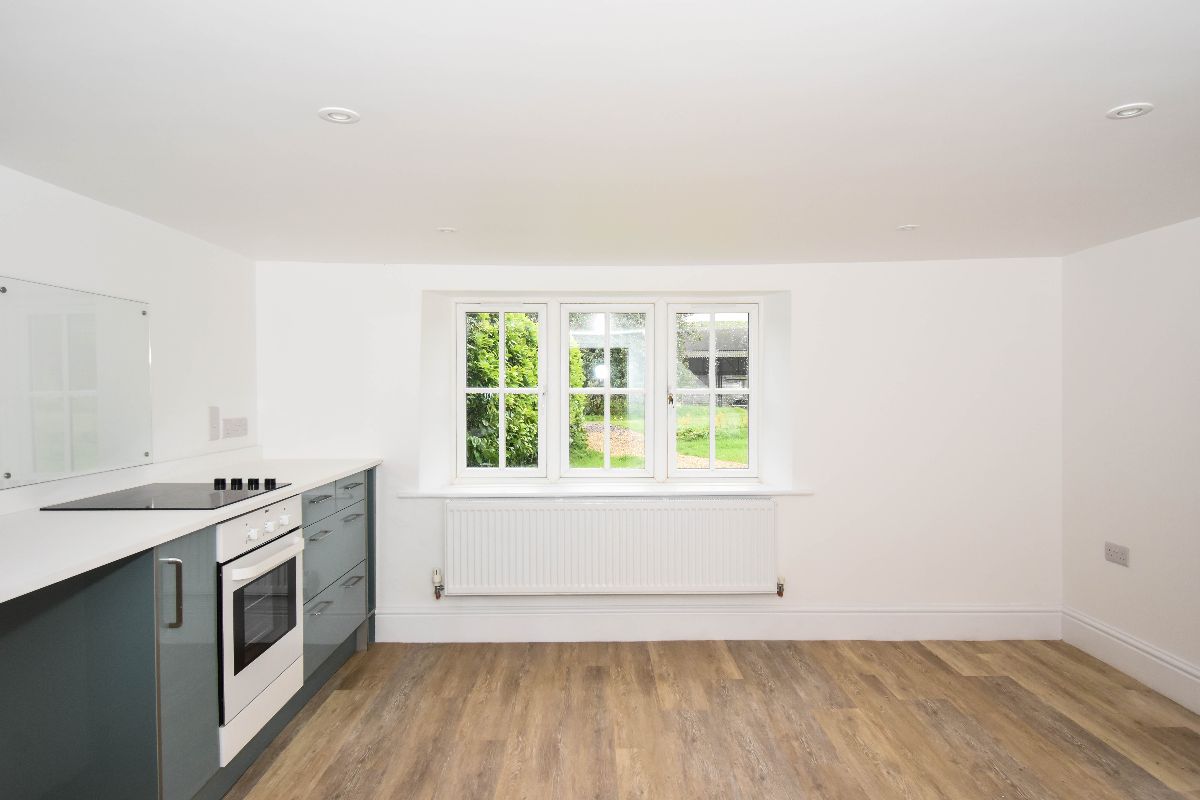 3 bed character property to rent in Cloughs, Bowerchalke 5