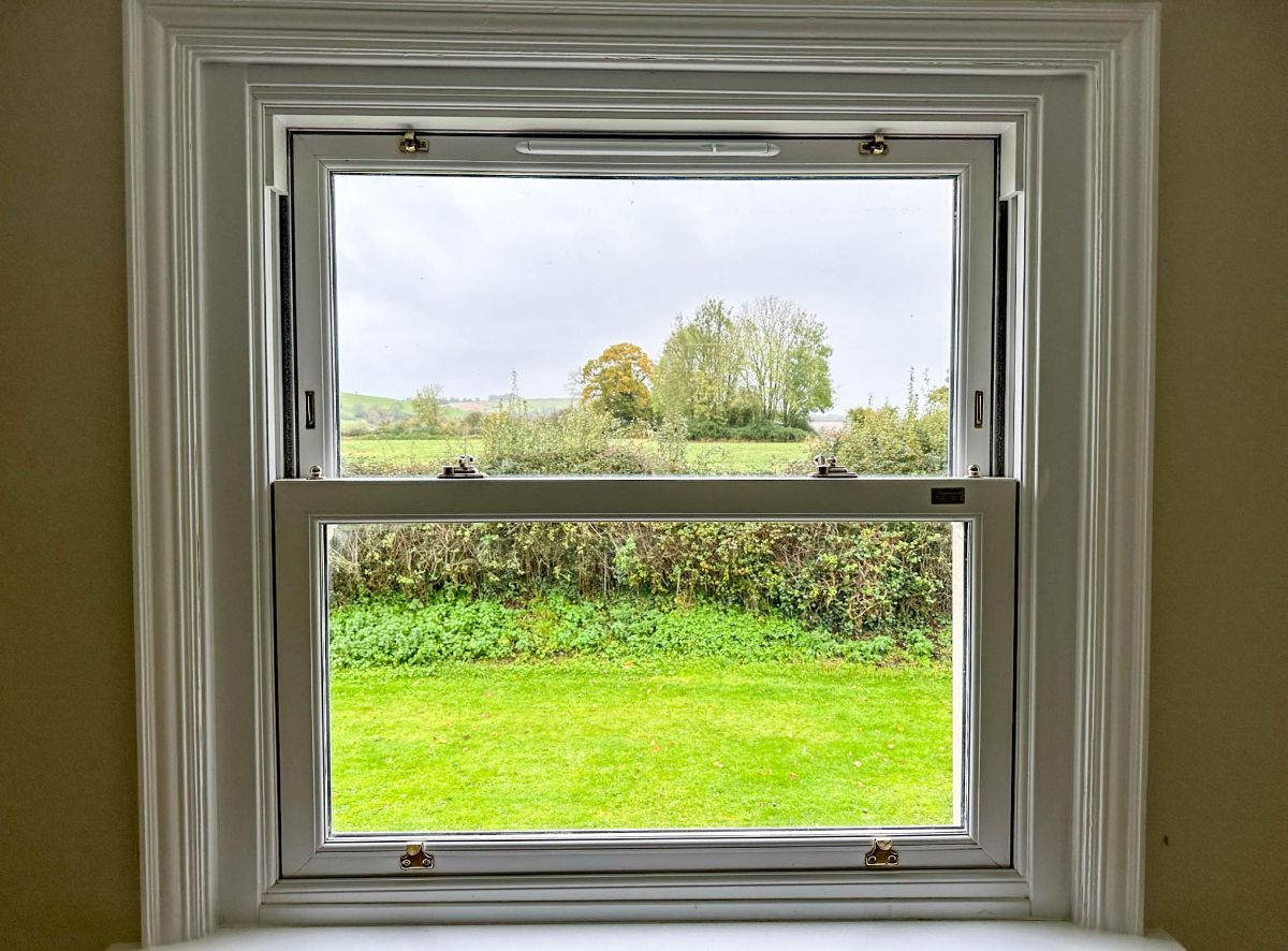 3 bed character property to rent in Cloughs, Bowerchalke 14