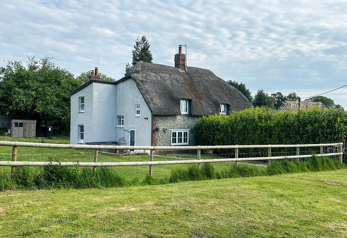 3 bed character property to rent in Cloughs, Bowerchalke 23