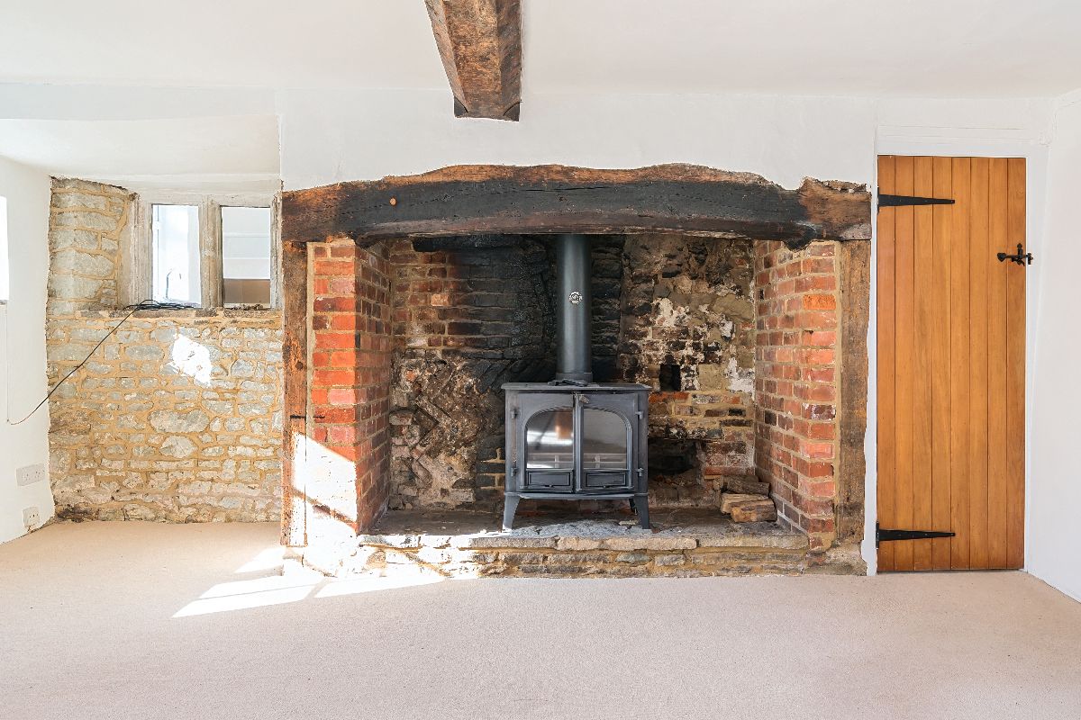 4 bed detached house to rent in Holly Tree Cottage, Bowerchalke  - Property Image 6