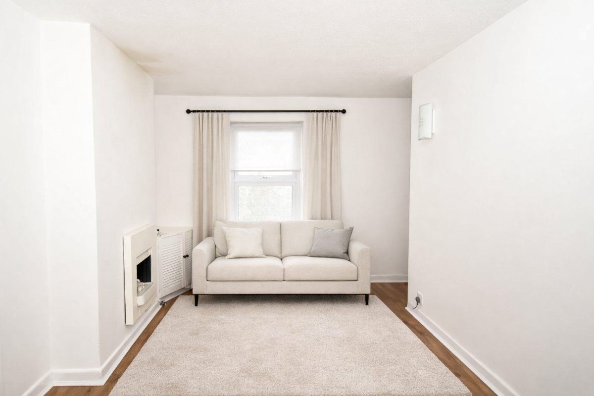 2 bed flat to rent in Dews Road, Salisbury  - Property Image 6