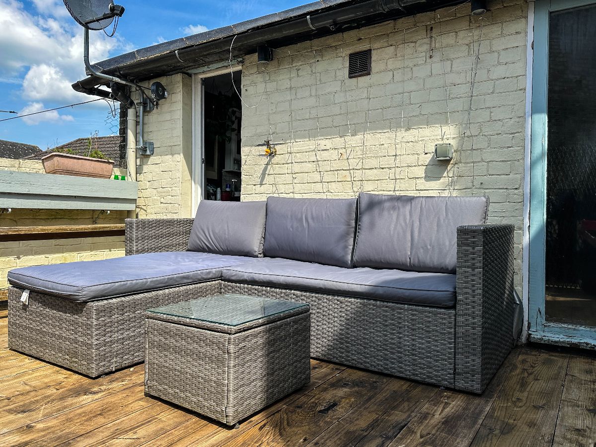 2 bed terraced house to rent in Windsor Road, Salisbury 17