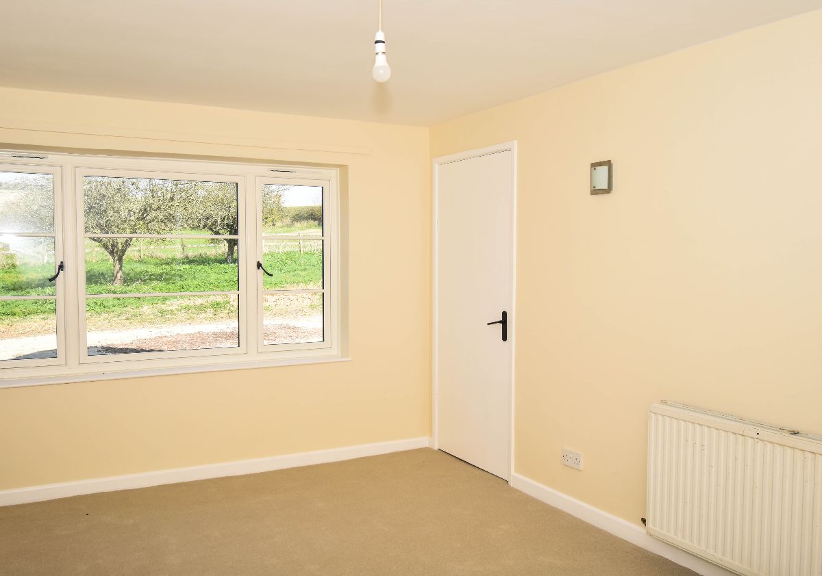4 bed cottage to rent in Manor Farm Cottages, Teffont 5