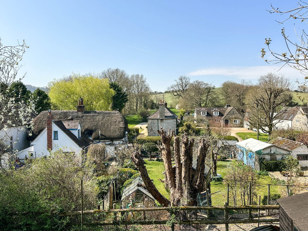 4 bed cottage to rent in Manor Farm Cottages, Teffont  - Property Image 14