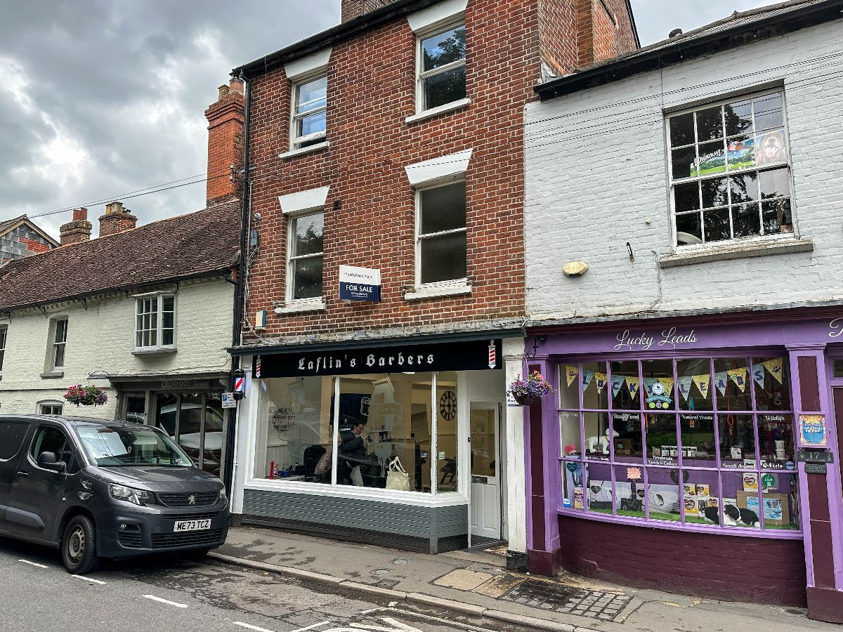 1 bed flat to rent in 15a North Street, Wilton, Salisbury