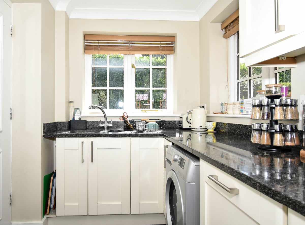 3 bed semi-detached house to rent in Well Cottage, Alderbury  - Property Image 6