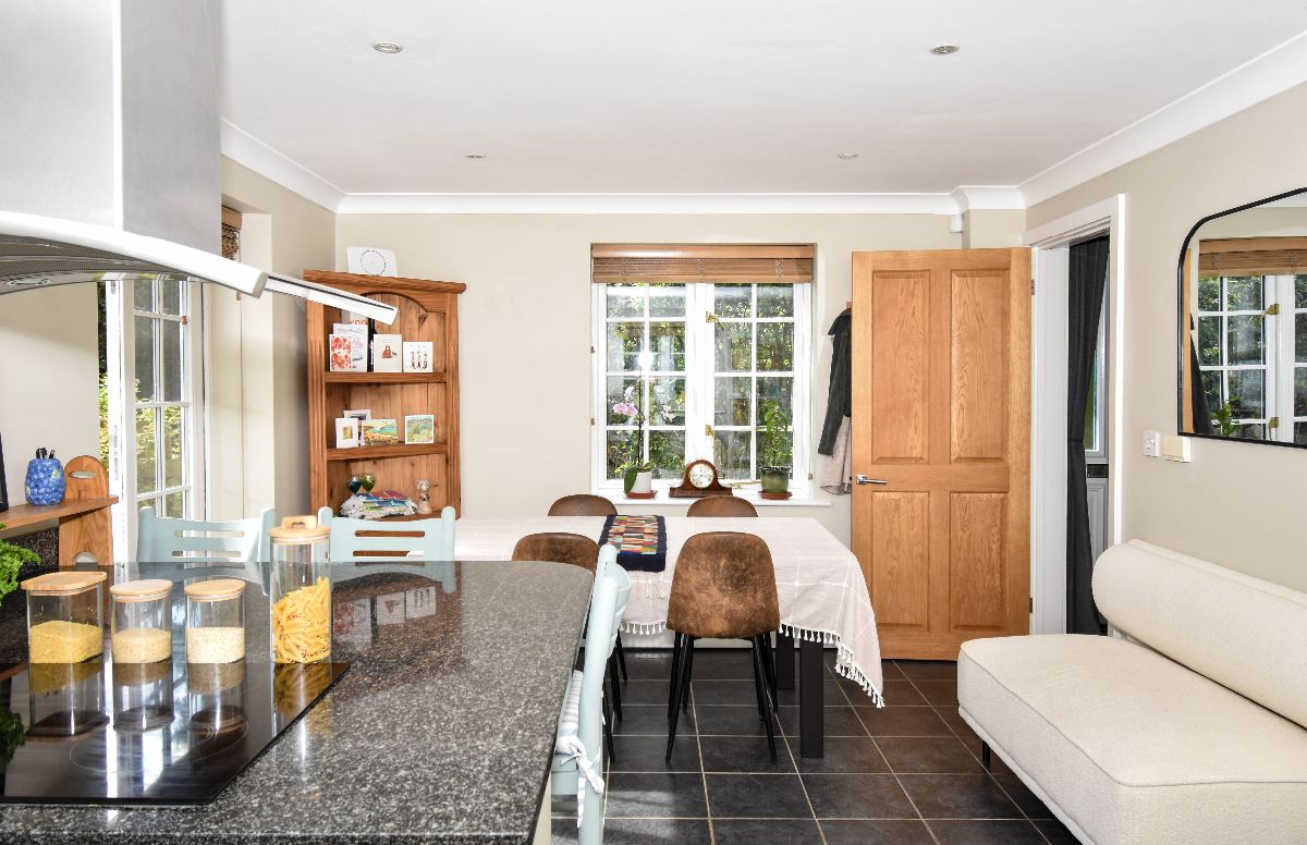 3 bed semi-detached house to rent in Well Cottage, Alderbury  - Property Image 8