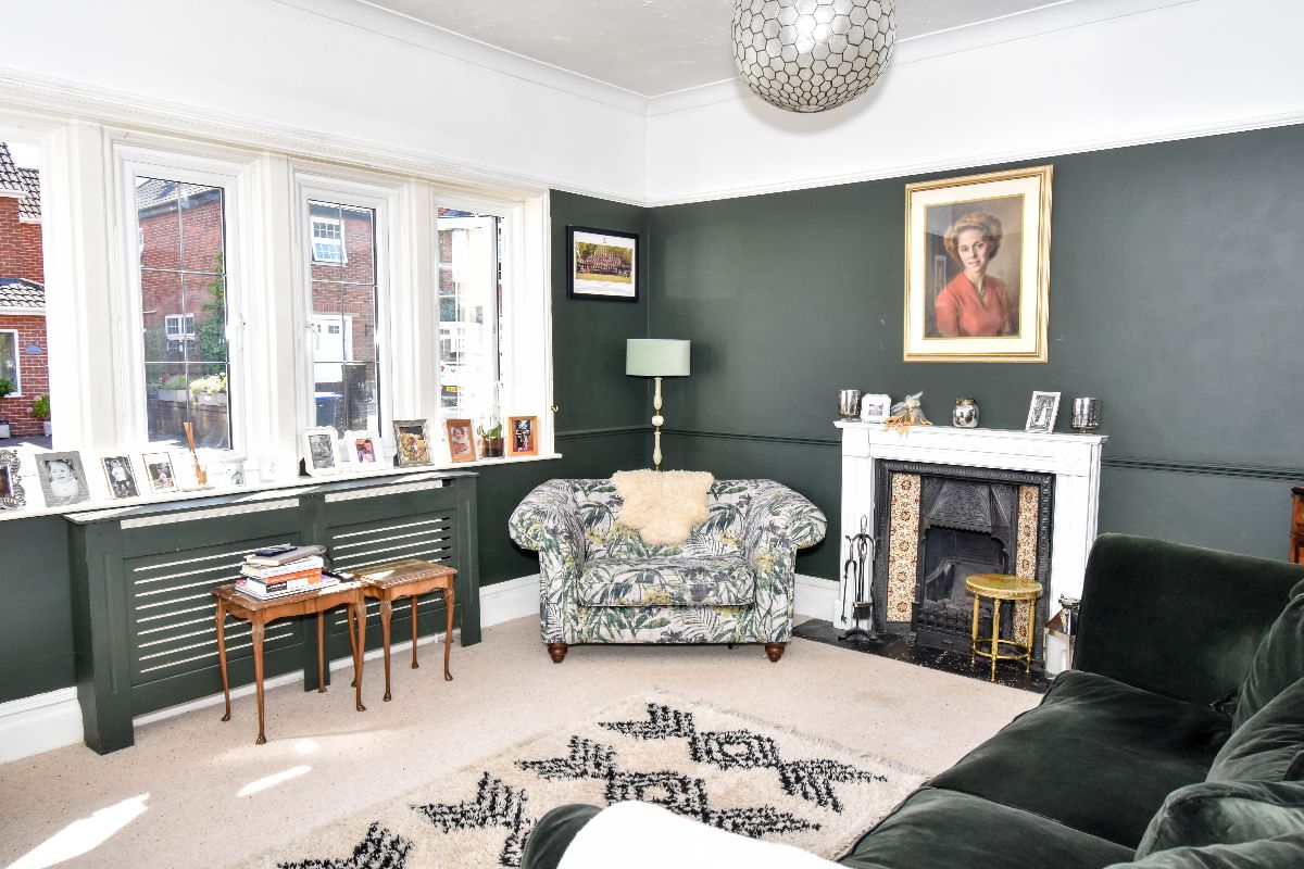 5 bed semi-detached house to rent in Shaftesbury Road, Wilton 3