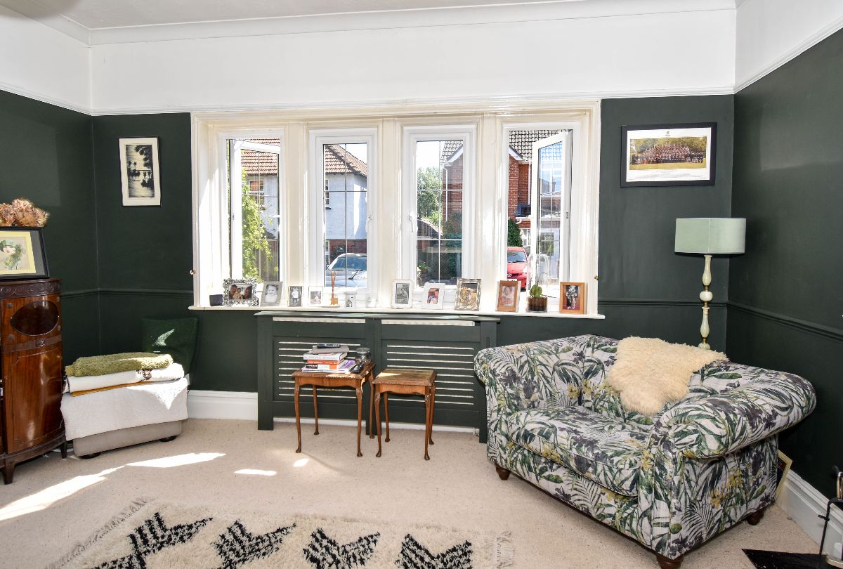 5 bed semi-detached house to rent in Shaftesbury Road, Wilton 4