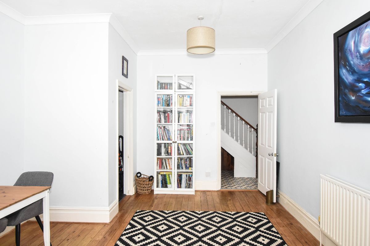 5 bed semi-detached house to rent in Shaftesbury Road, Wilton  - Property Image 10