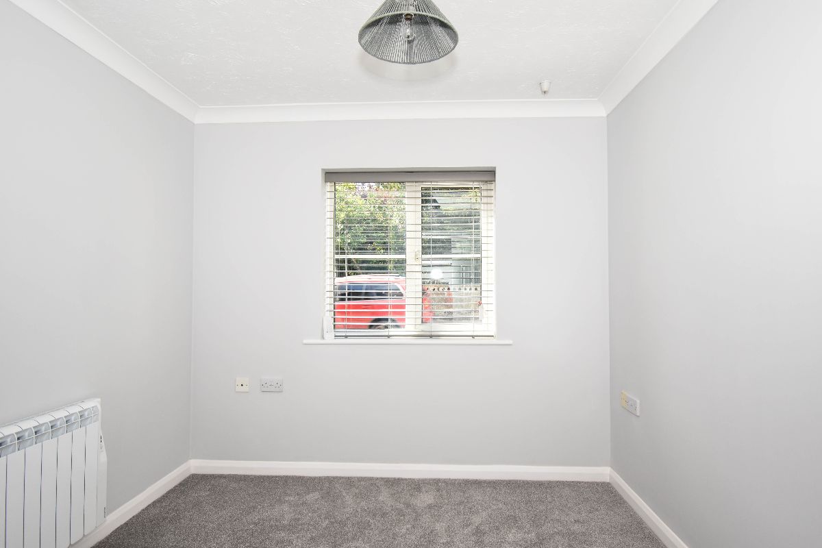 1 bed flat to rent in Pembroke Court, Wilton  - Property Image 10