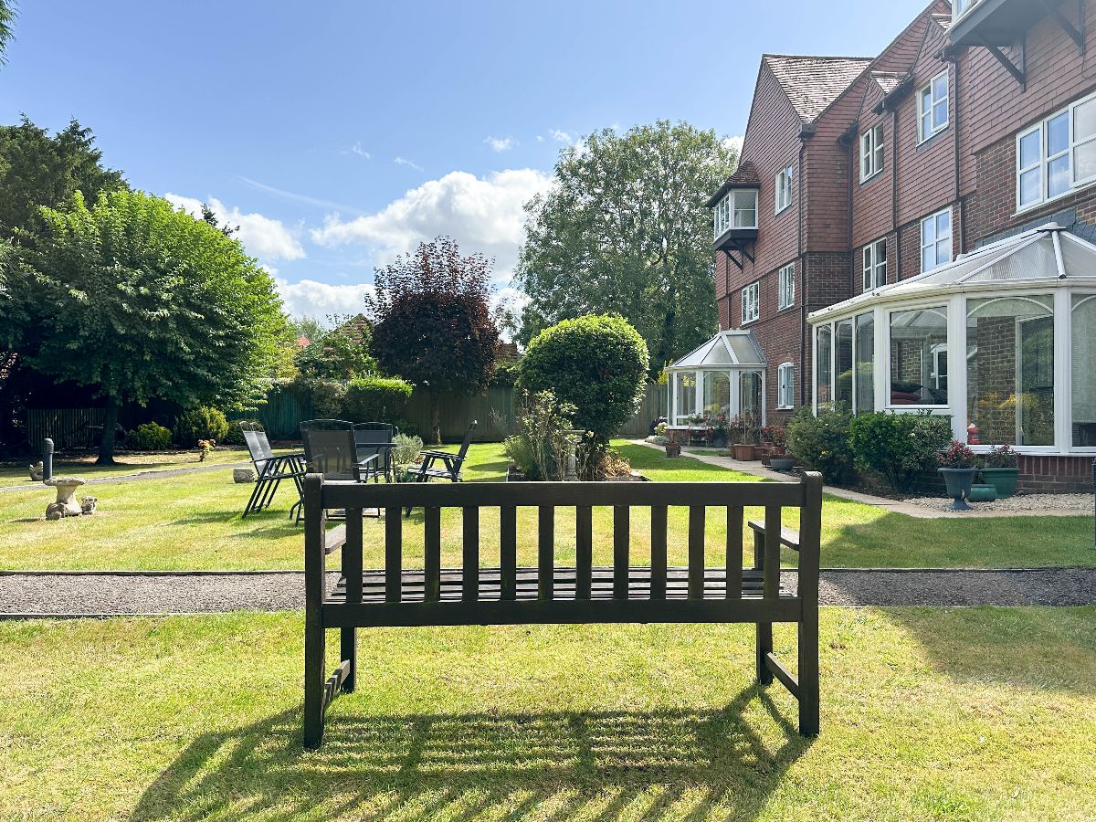 1 bed flat to rent in Pembroke Court, Wilton  - Property Image 12