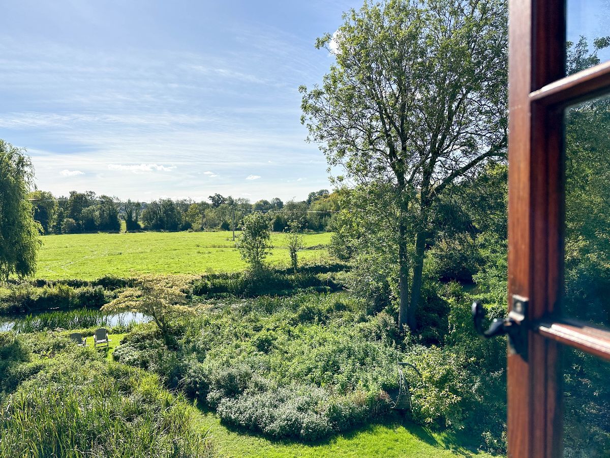 1 bed studio flat to rent in The Crows Nest, Middle Woodford  - Property Image 4