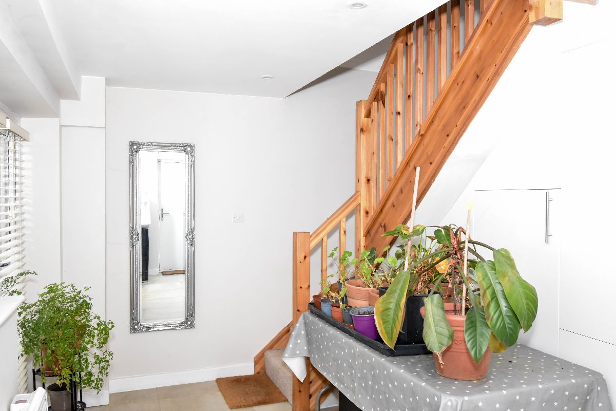 1 bed flat to rent in Field House Annexe, Hurdcott  - Property Image 3