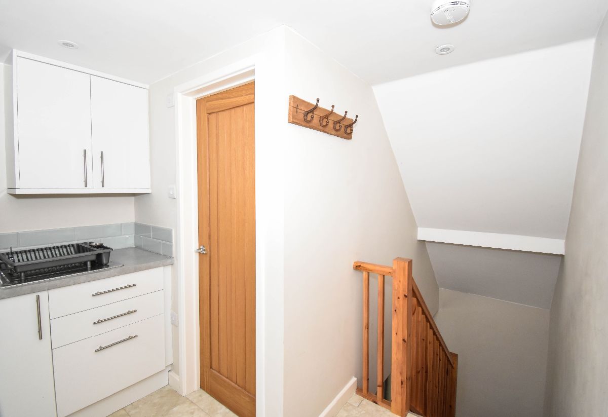 1 bed flat to rent in Field House Annexe, Hurdcott 3