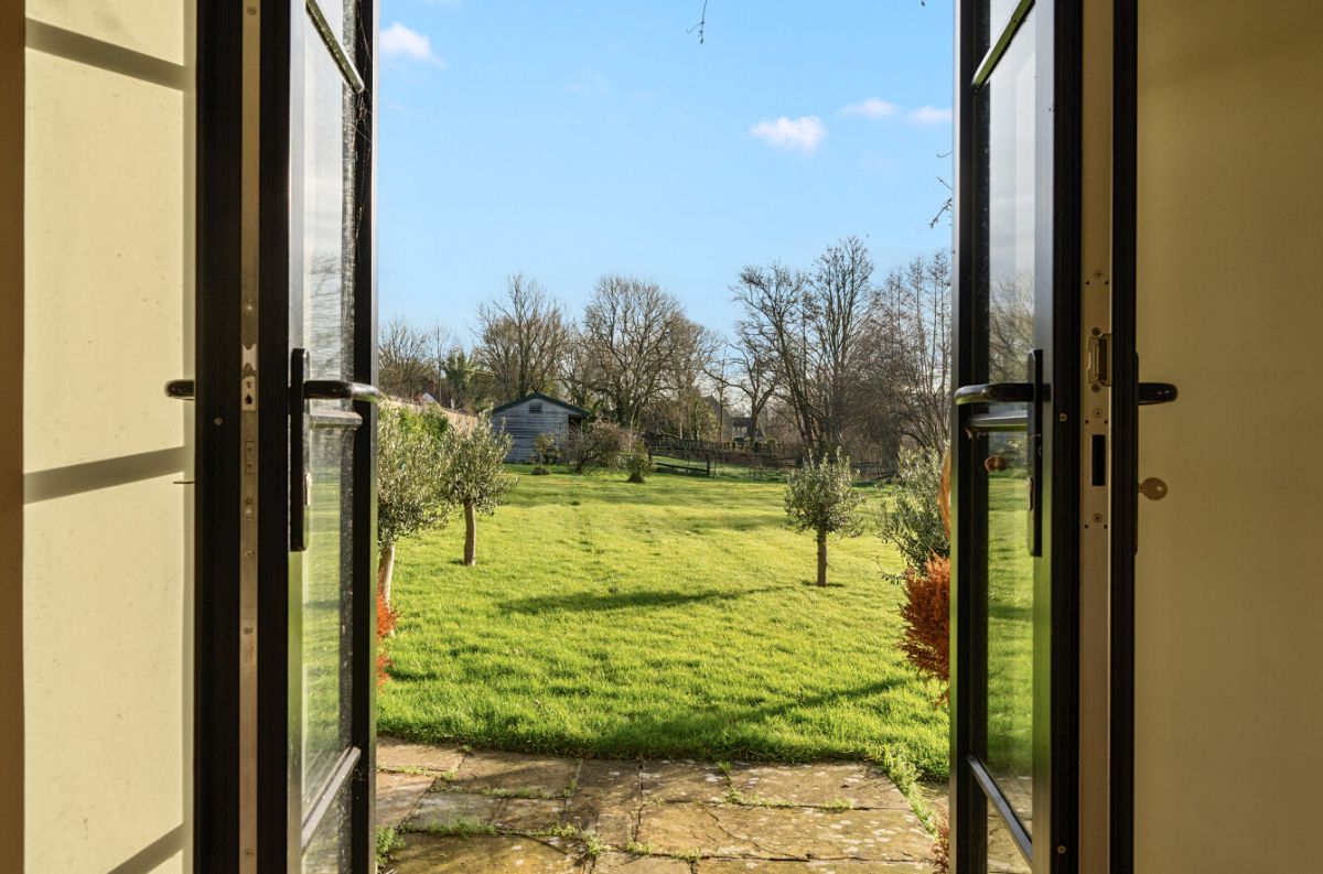 4 bed detached house to rent in The Dower House, Fisherton De La Mere  - Property Image 4