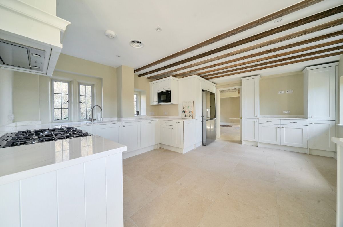 4 bed detached house to rent in The Dower House, Fisherton De La Mere  - Property Image 7