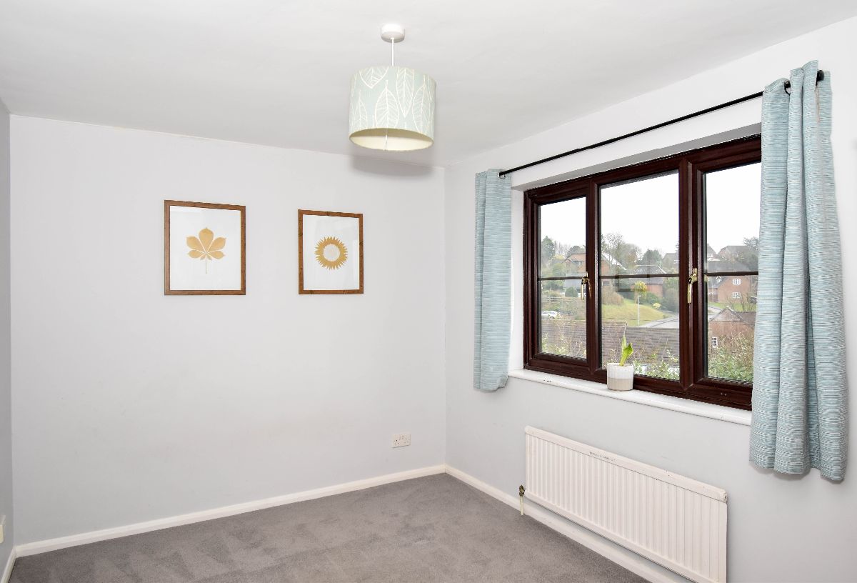 4 bed detached house to rent in Bennett Close, Redlynch 8