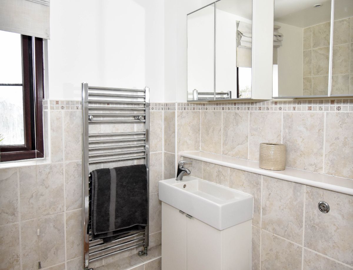 4 bed detached house to rent in Bennett Close, Redlynch  - Property Image 12