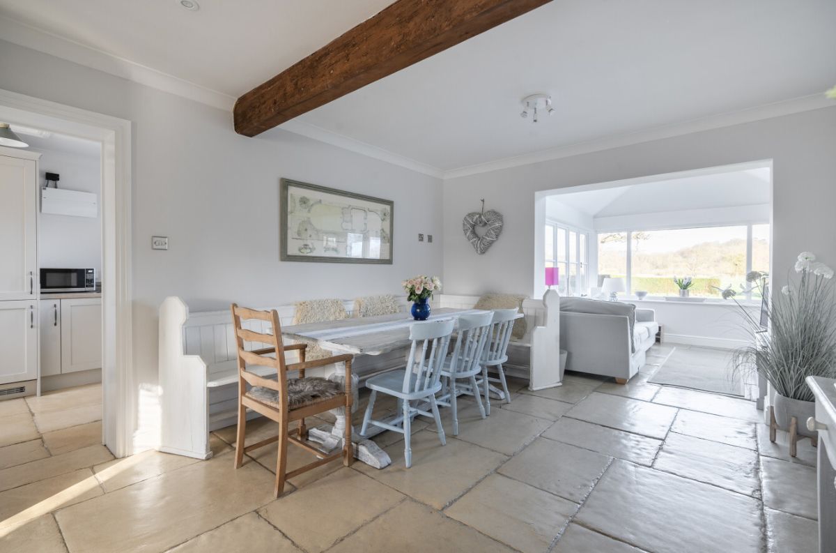 4 bed detached house to rent in The Meadows, Charlton All Saints, Salisbury 5