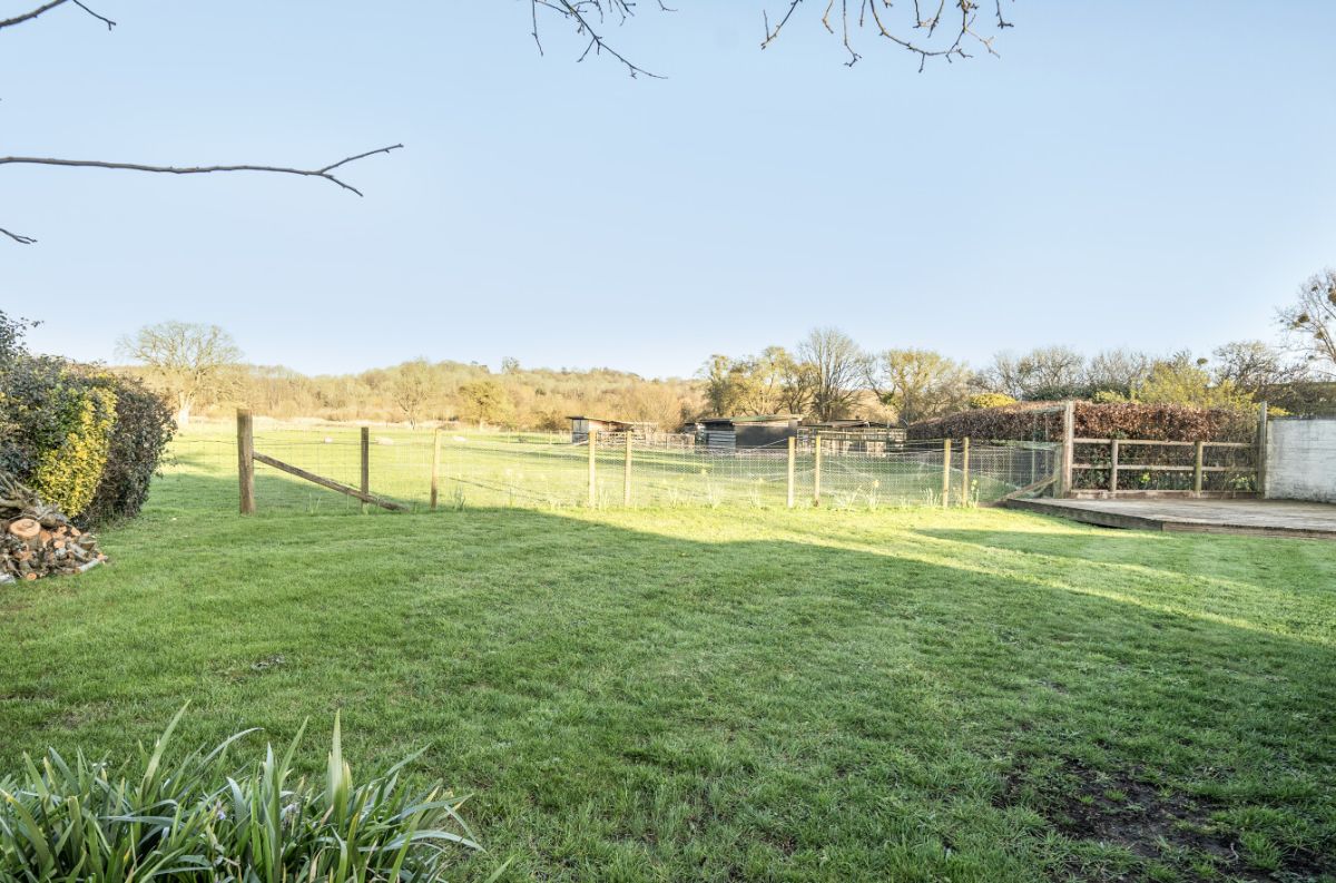 4 bed detached house to rent in The Meadows, Charlton All Saints, Salisbury 33