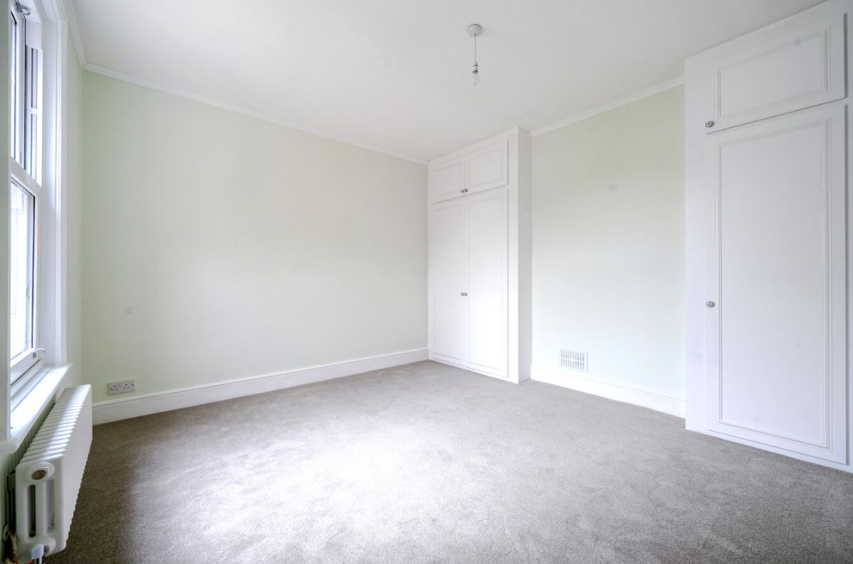 3 bed detached house to rent in Mill Road, Salisbury 12