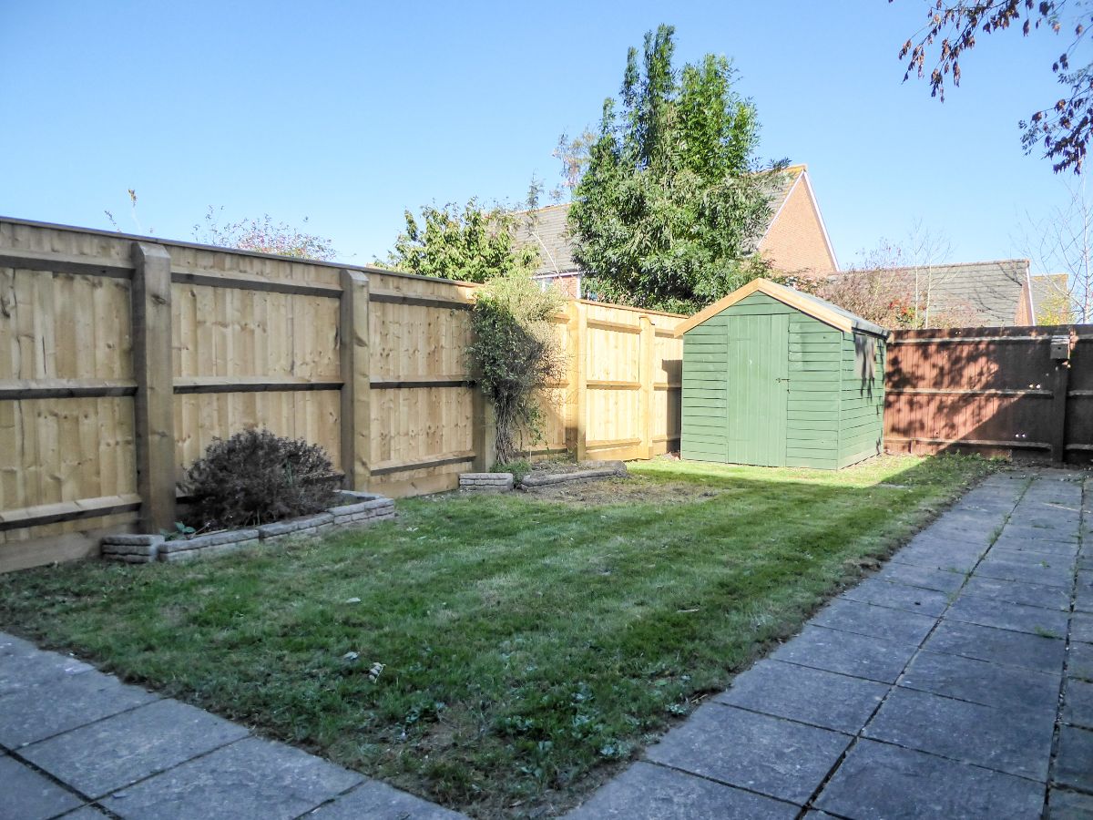 2 bed terraced house to rent in Tanners Field 11