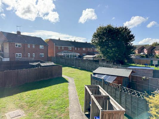 2 bed flat to rent in Harrington Drive, Bulford 11