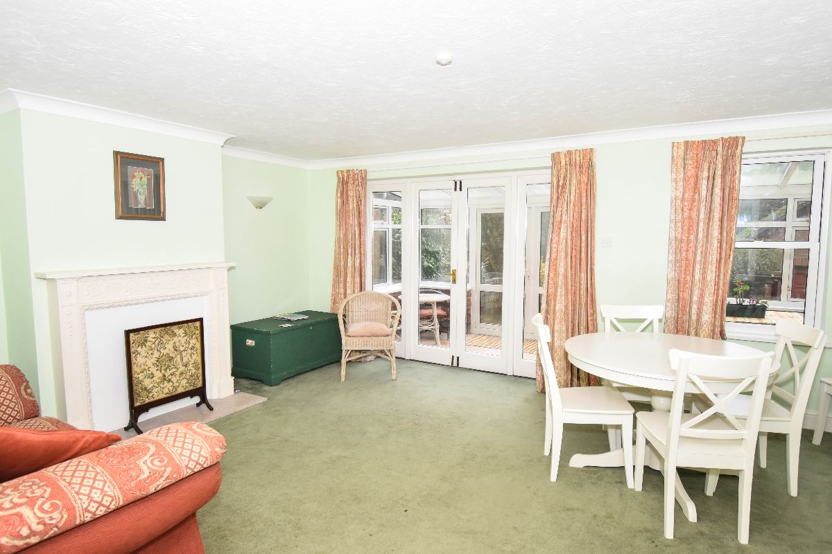 3 bed detached house to rent in Victoria Road  - Property Image 6