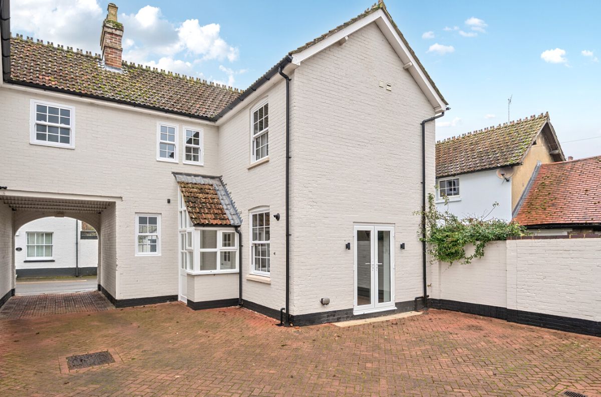 3 bed detached house to rent in Fern House  - Property Image 30