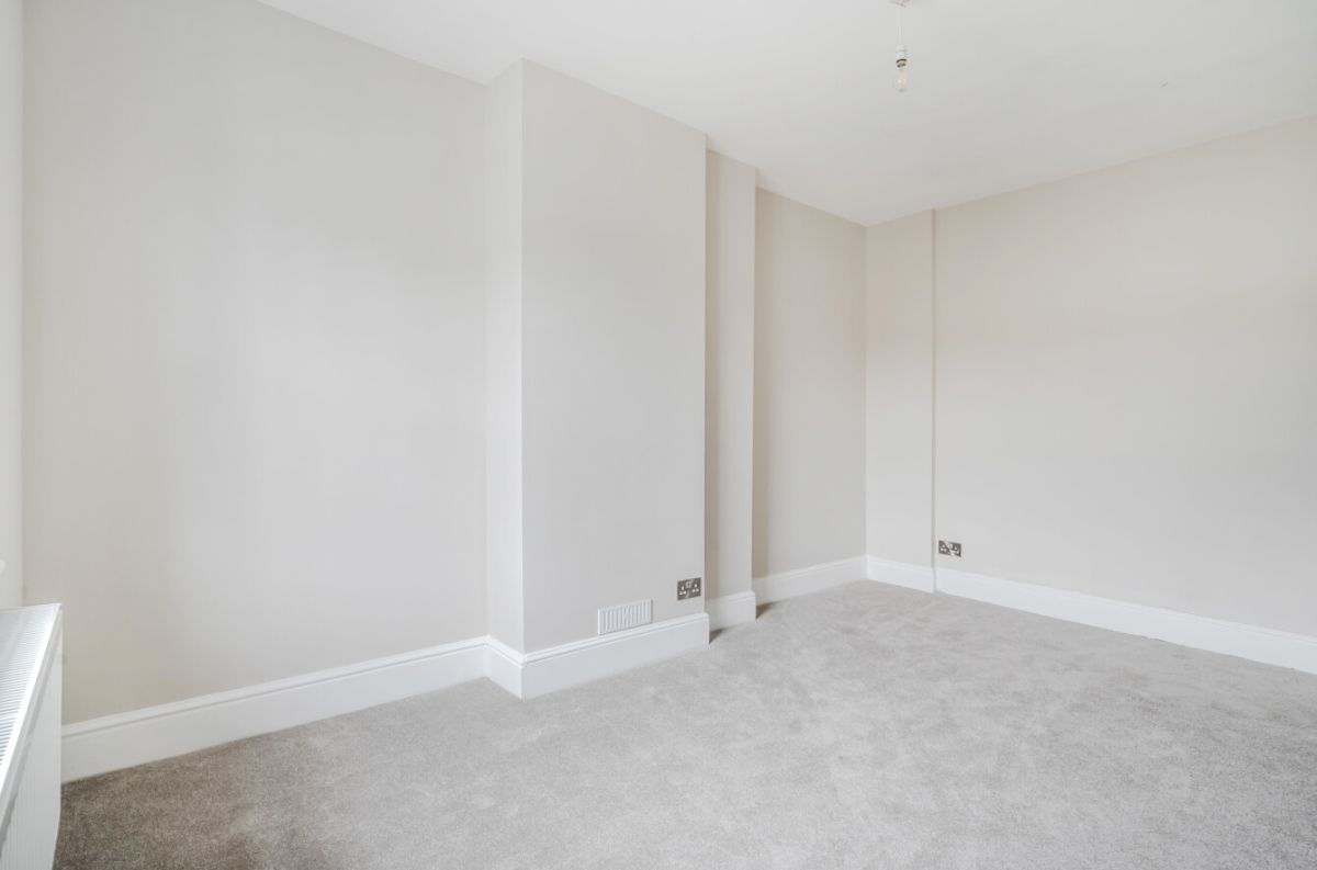 3 bed detached house to rent in Fern House 27