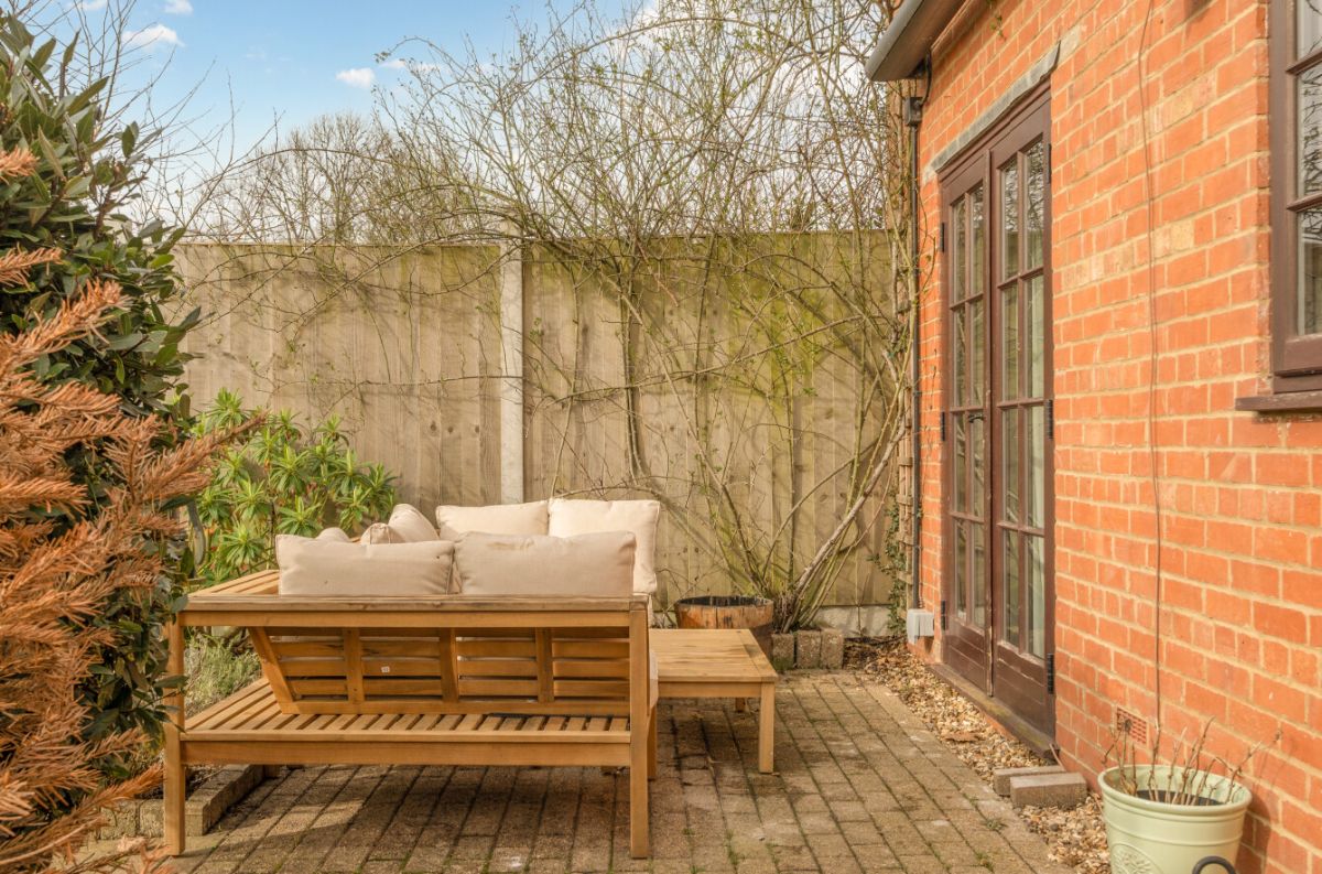 4 bed character property to rent in Old Chapel, West Street, Barford St. Martin, Salisbury 36