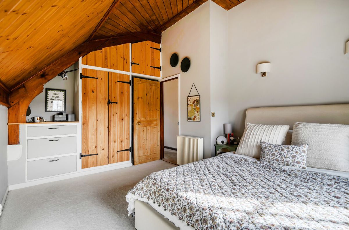 4 bed character property to rent in Old Chapel, West Street, Barford St. Martin, Salisbury 33