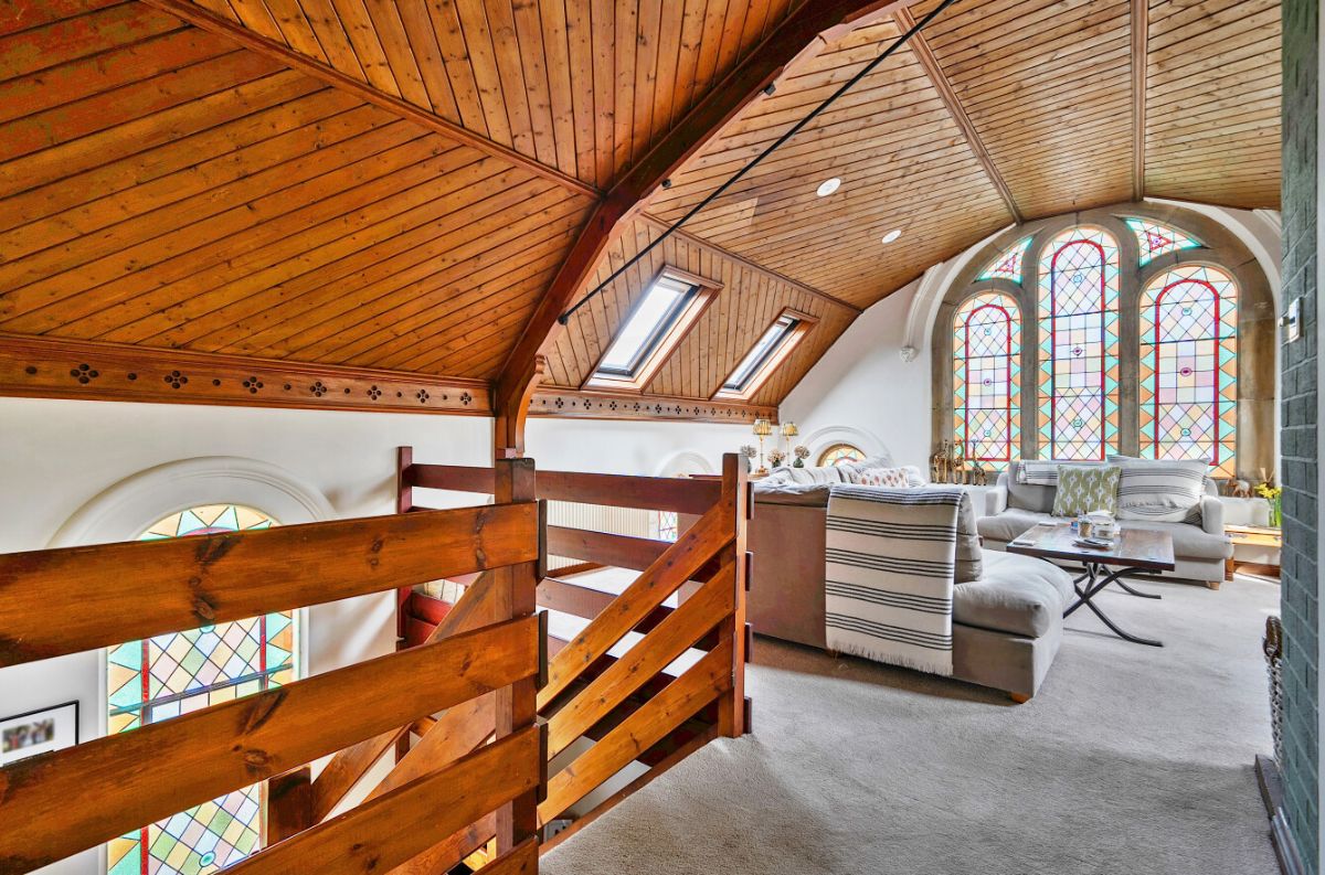 4 bed character property to rent in Old Chapel, West Street, Barford St. Martin, Salisbury  - Property Image 19