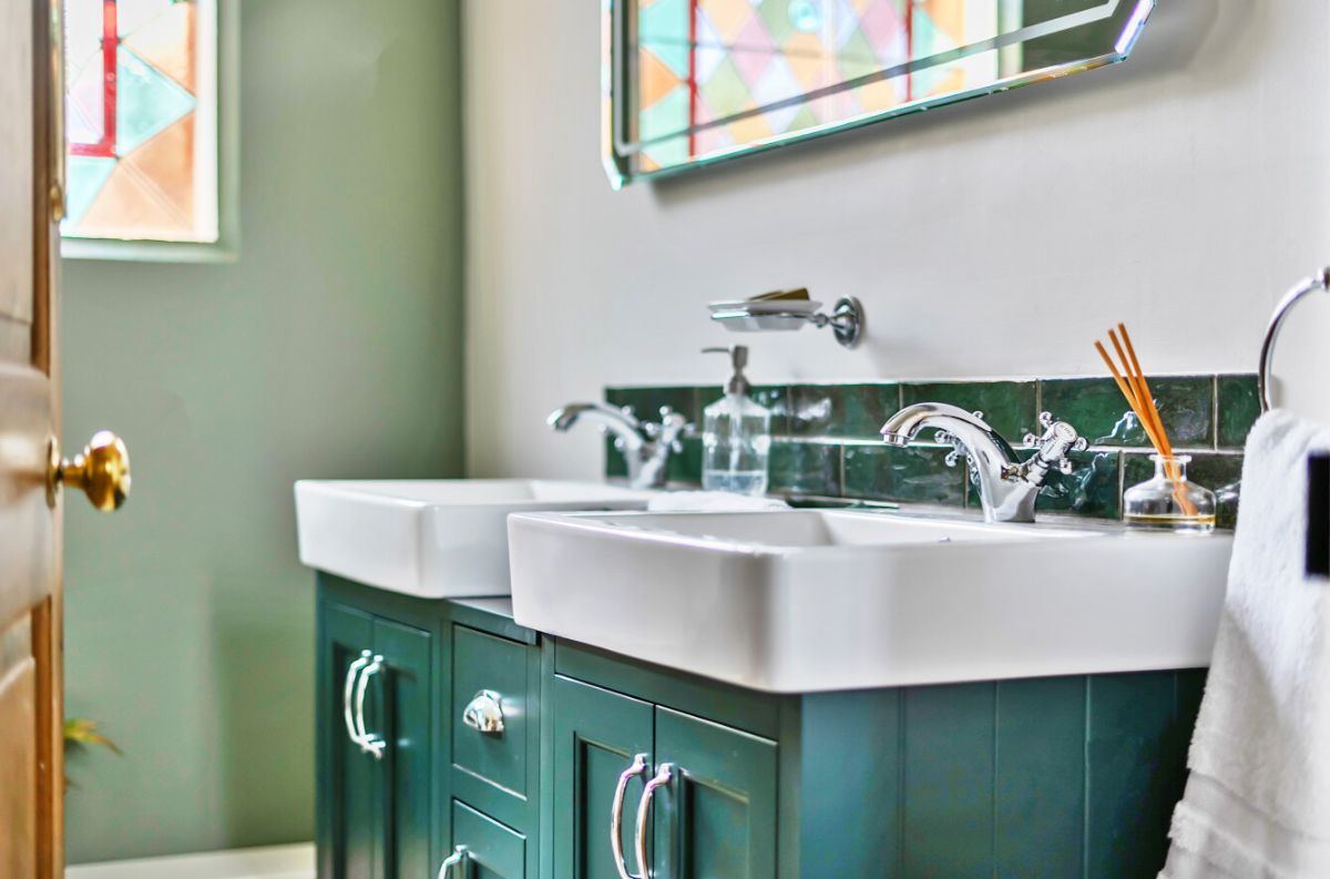 4 bed character property to rent in Old Chapel, West Street, Barford St. Martin, Salisbury 8