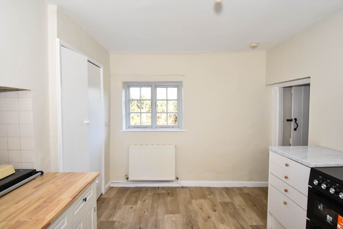 3 bed cottage to rent in Cutlers Cottage, Bowerchalke 12