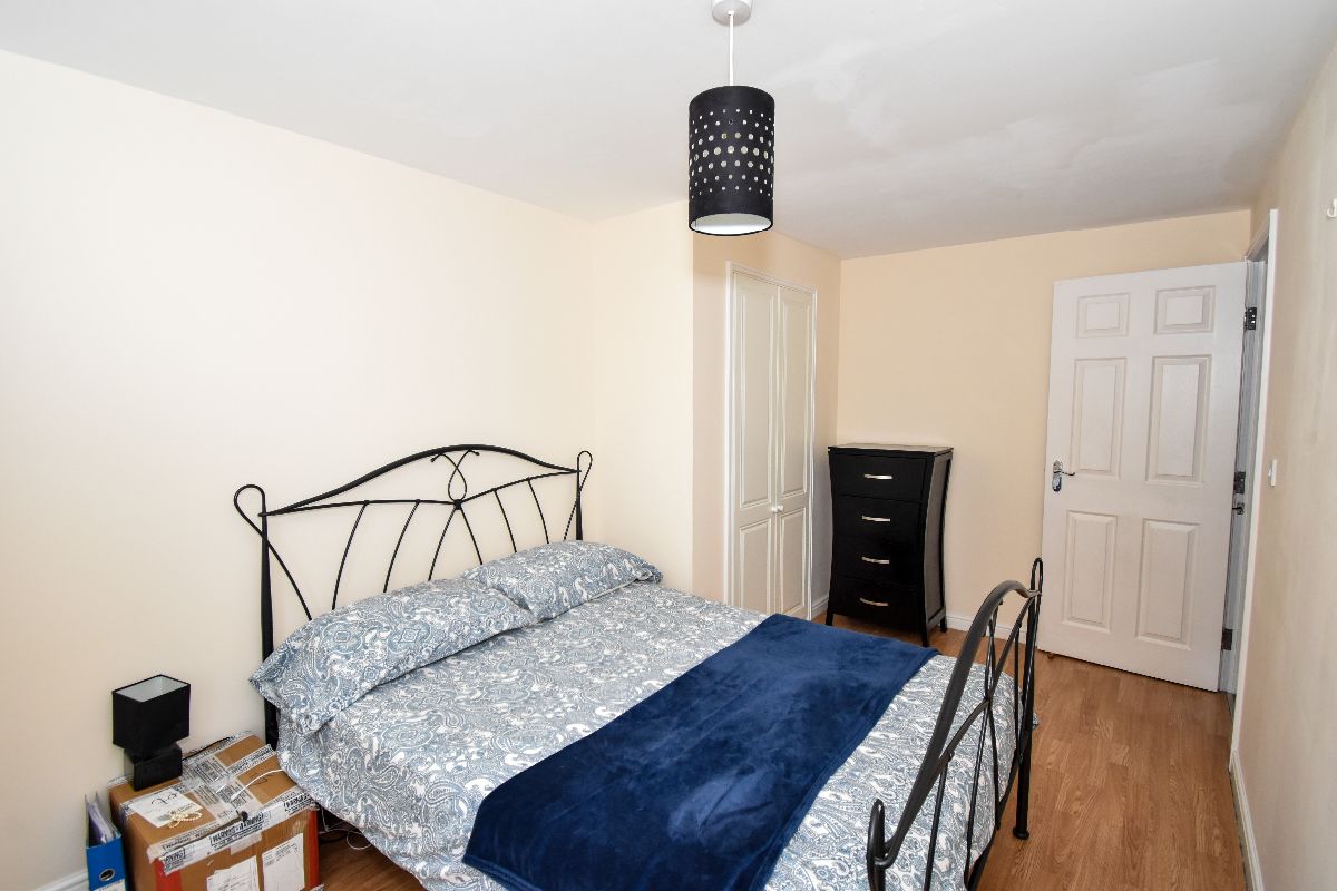 3 bed terraced house to rent in Wellworthy Drive 5