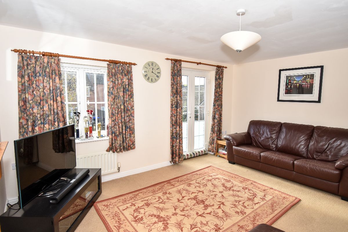 3 bed terraced house to rent in Wellworthy Drive 3