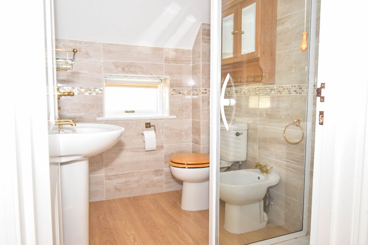 2 bed house to rent in Greens Court, Salisbury  - Property Image 18
