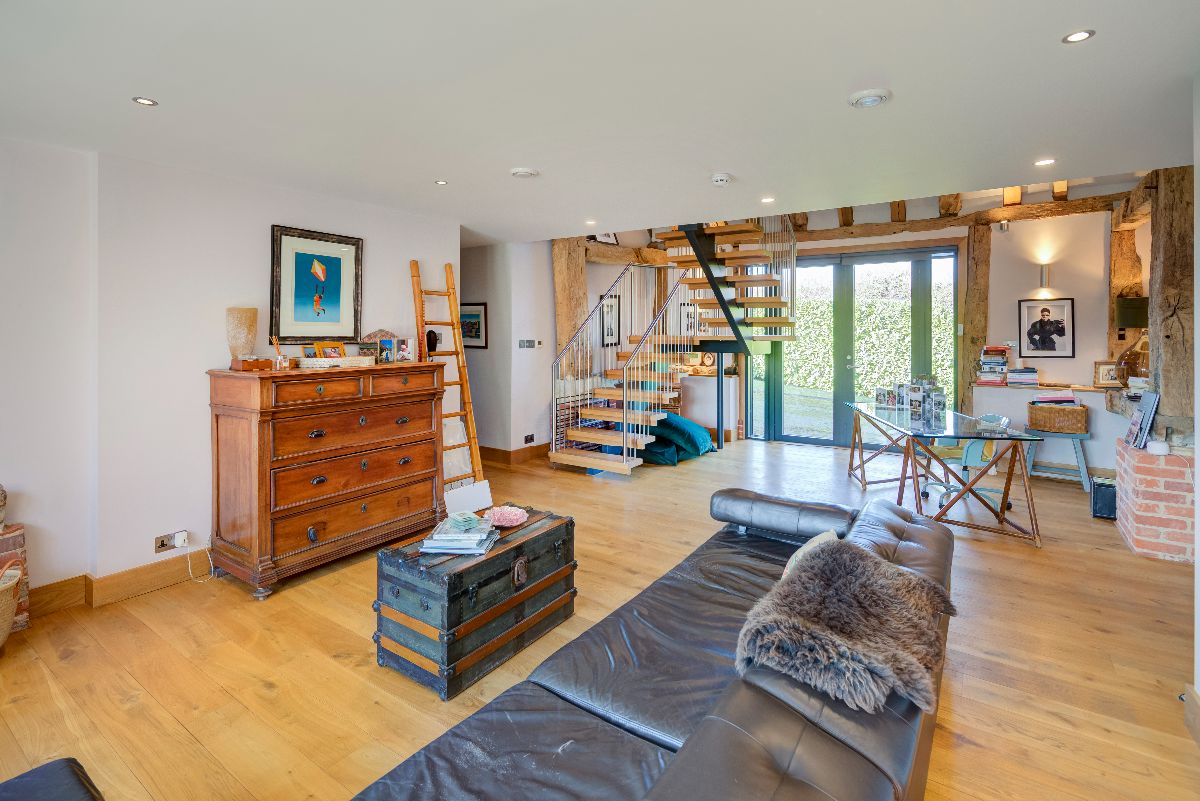 5 bed character property to rent in Westcote Barn, Binsted 7