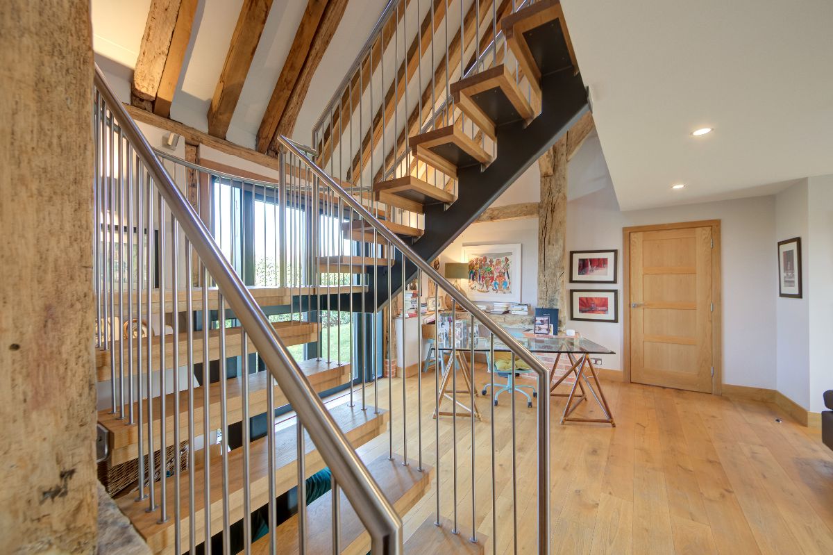 5 bed character property to rent in Westcote Barn, Binsted 8