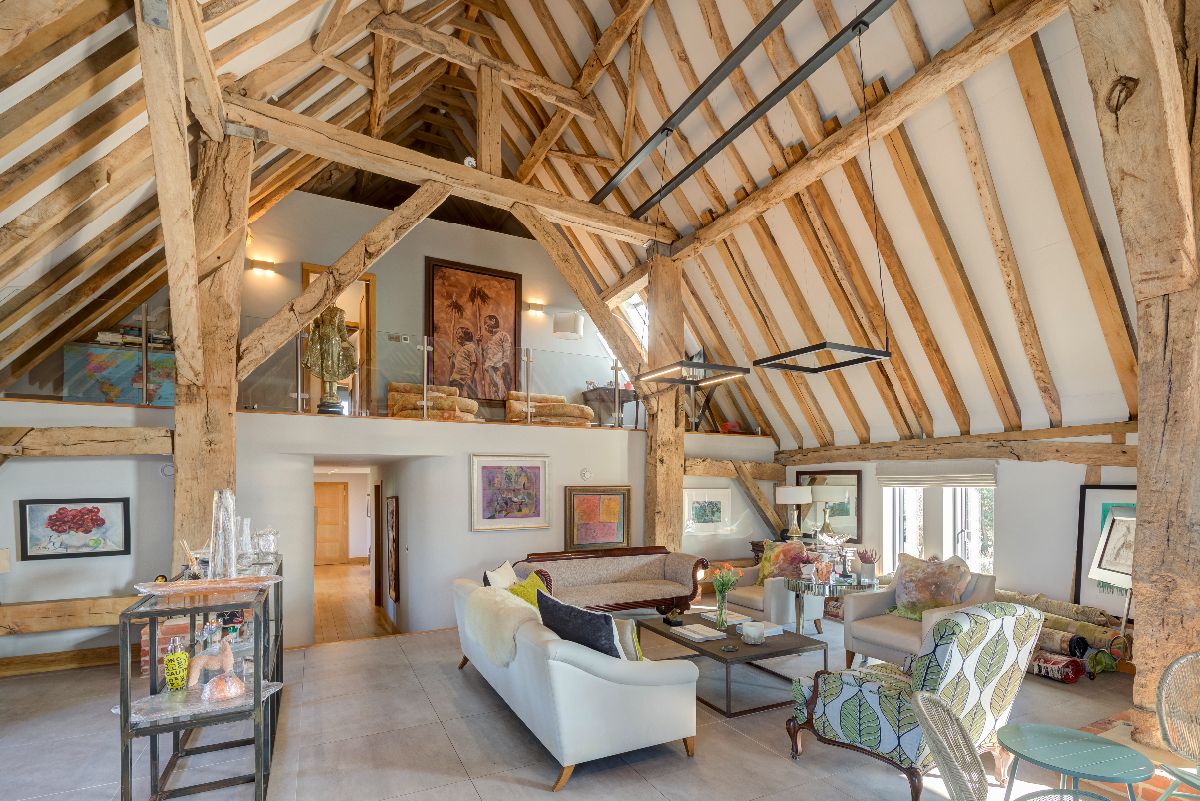 5 bed character property to rent in Westcote Barn, Binsted  - Property Image 10