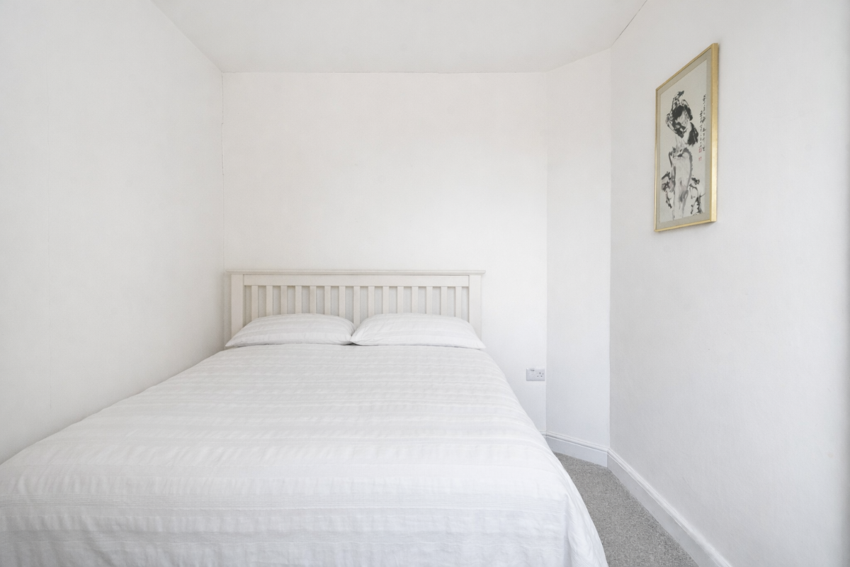 1 bed character property to rent in Mill Road, Salisbury  - Property Image 4