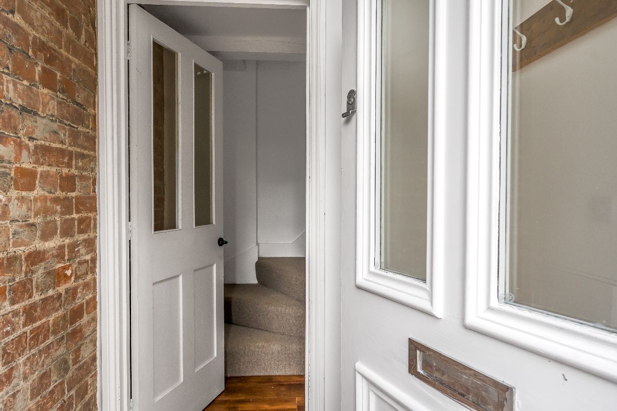 1 bed character property to rent in Mill Road, Salisbury 1