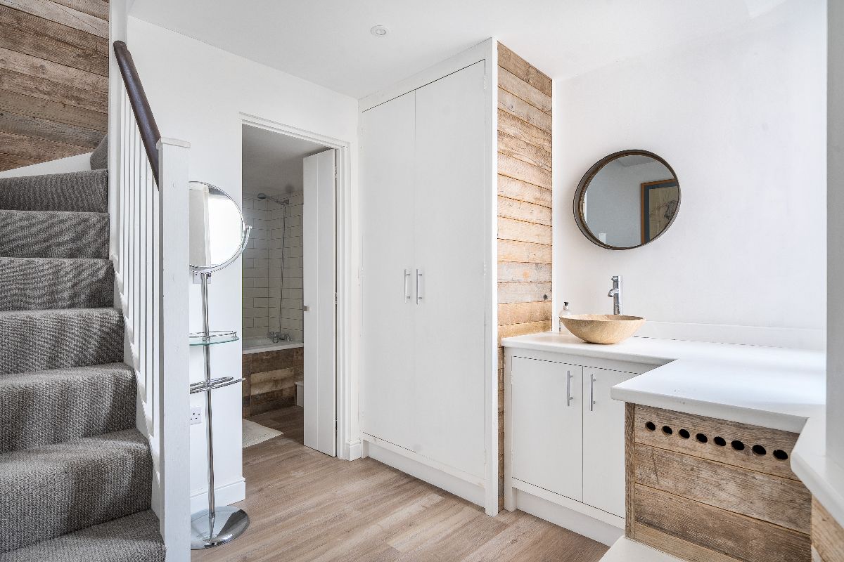 1 bed character property to rent in Mill Road, Salisbury 4