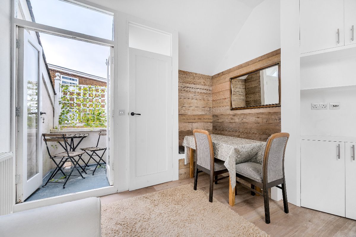 1 bed character property to rent in Mill Road, Salisbury 16