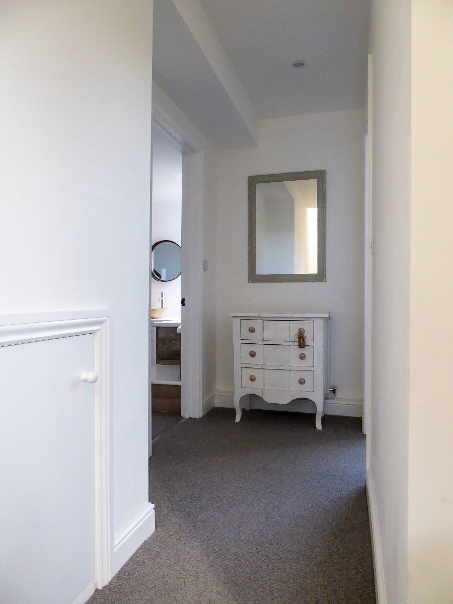 1 bed character property to rent in Mill Road 7