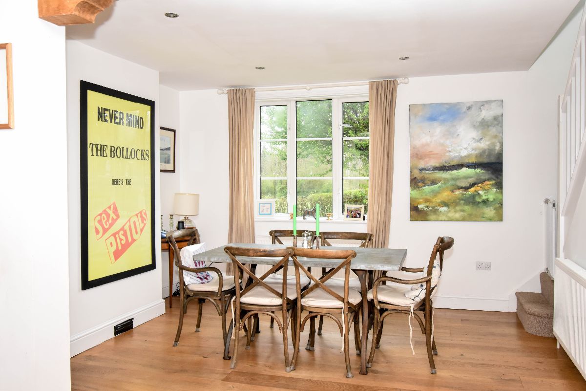 4 bed character property to rent in Keepers Cottage, Clarendon Park 4