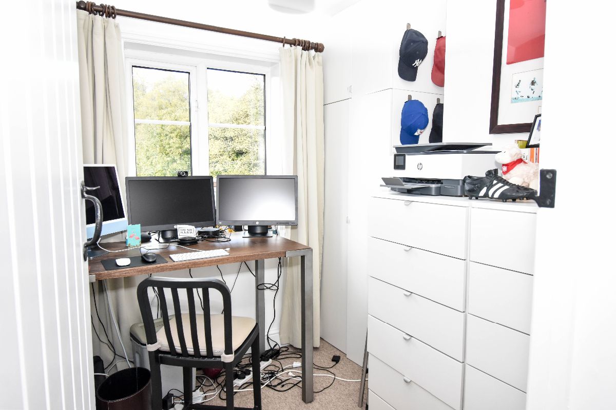 4 bed character property to rent in Keepers Cottage, Clarendon Park  - Property Image 15